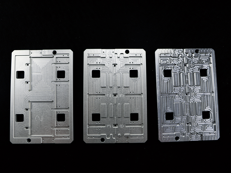 工(gōng)業設備部(bu)件加工