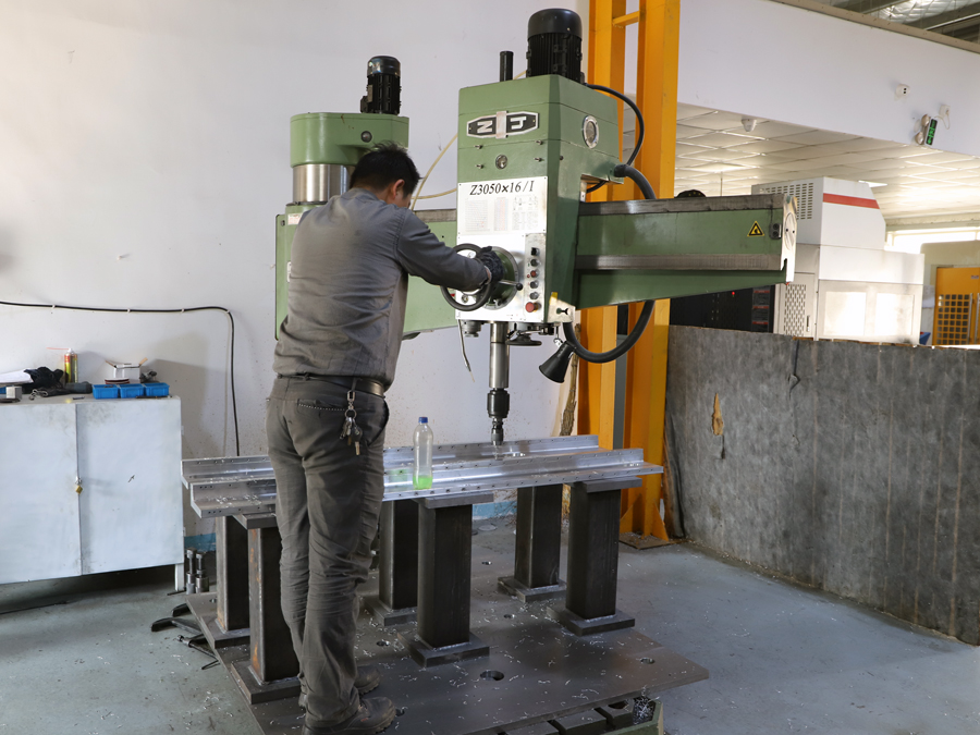 龍(lóng)門銑床(chuang)加工